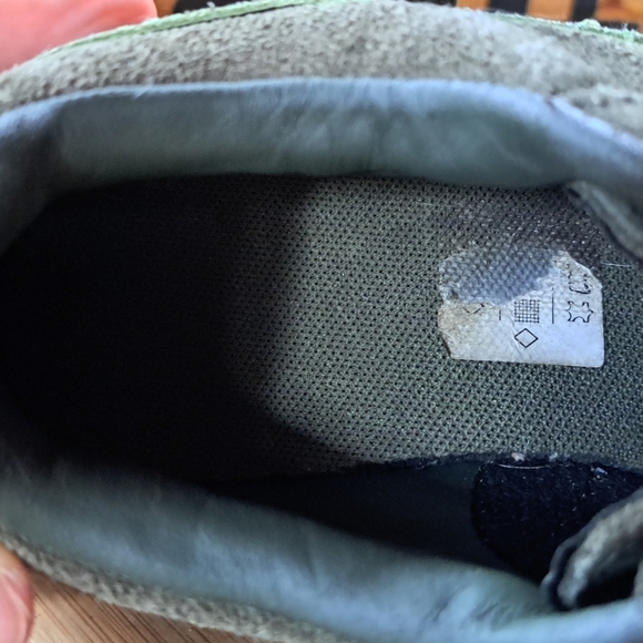 Puma Sneakers, Kid Size 13, Green Camouflage, Suede Low Tops, Skateboard Shoes - Picture 11 of 12